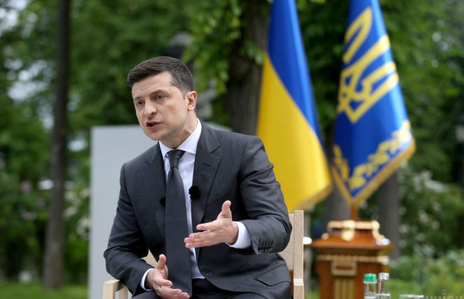 Чи можна зобов’язати Президента Зеленського утриматися від публічного спілкування російською мовою