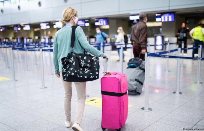 Европейский союз собирается ограничить поездки внутри блока и ввести тестирование приезжих