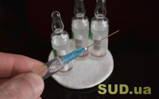 Covid-вакцинация может вызвать проблемы со здоровьем: кому опасно делать прививки