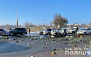 Под Киевом произошло смертельное ДТП с тремя авто, фото