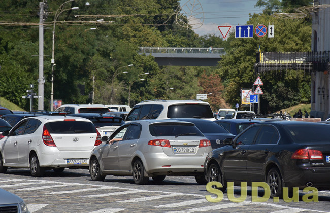 Назвали самые популярные цвета легковых авто в 2020 году