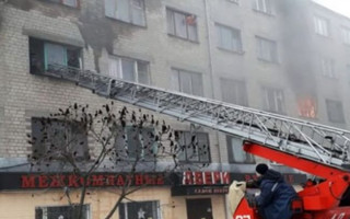 В Павлограде произошел пожар в общежитии: есть пострадавшие