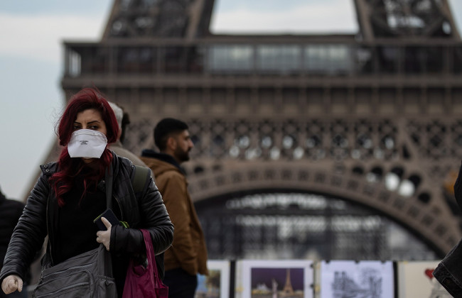Во Франции готовятся к третьему локдауну из-за коронавируса-мутанта