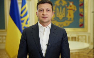 Зеленский поздравил украинцев с окончанием локдауна