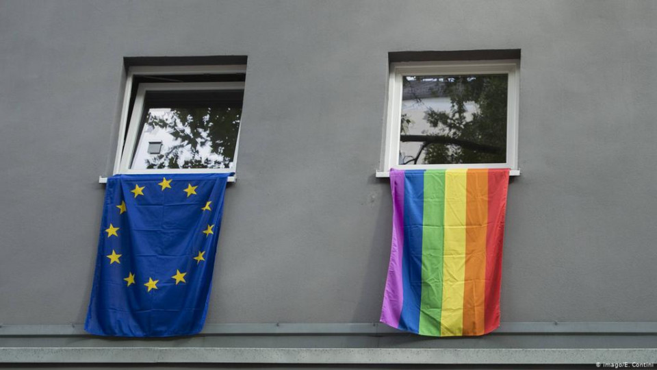 Гей-пара против Украины: ЕСПЧ рассмотрит жалобу на отсутствие в Украине механизма признания однополого семейного партнерства