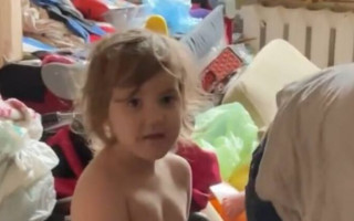 Дети питались убитыми собаками: в Харькове забрали детей в горе-родителей, видео