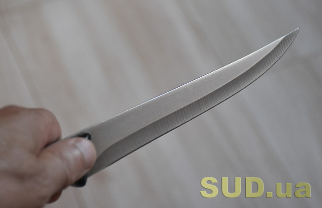 В Киеве девушка ударила парня ножом в сердце в ходе ссоры