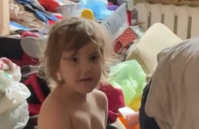 Дети питались убитыми собаками: в Харькове забрали детей в горе-родителей, видео