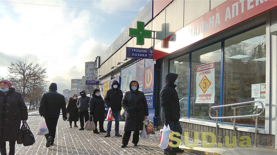 В Киеве коронавирусом заразились почти 400 человек