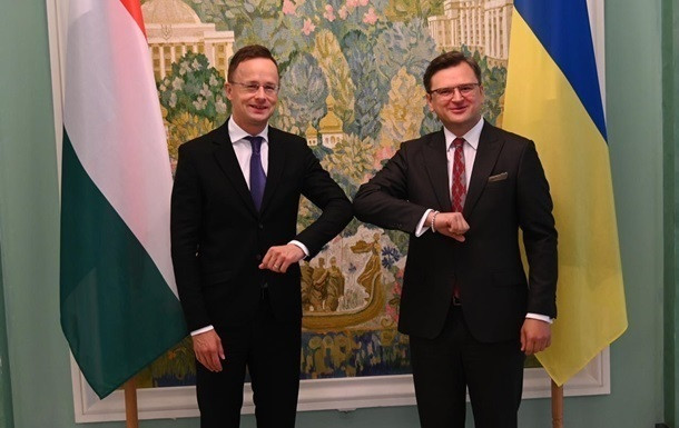 Венгрия готова дать Украине кредит в 50 млн евро на дороги в Закарпатье - глава МИД