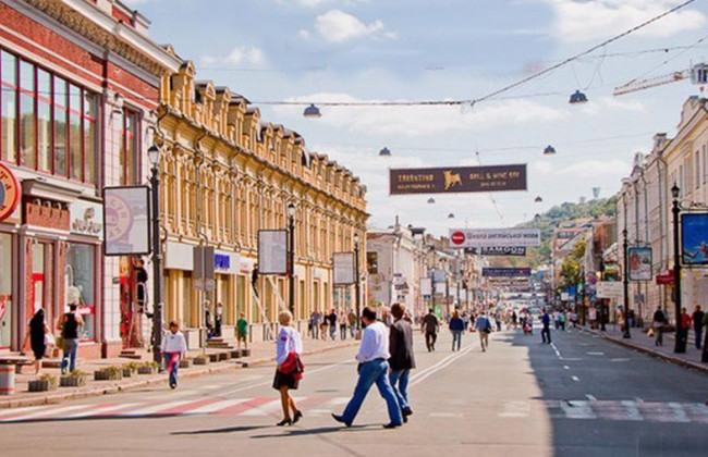 Вулиця Петра Сагайдачного в Києві залишиться пішохідною: що вирішив суд