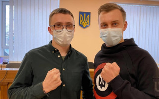 Суд отменил домашний арест Стерненко
