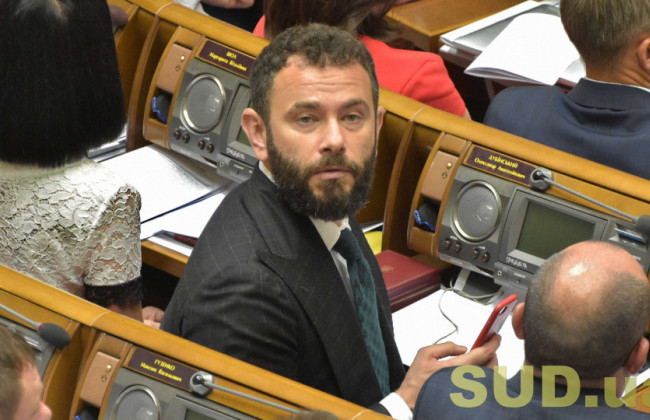 Большинство Слуг народа поддержали исключение Дубинского из фракции