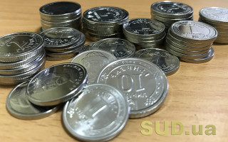 Средняя зарплата в Украине выросла почти на 2200 грн: названы регионы-лидеры