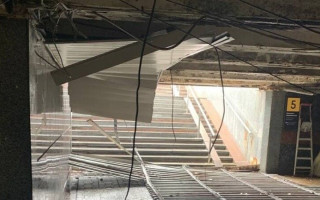 В переходе на Майдане Независимости отремонтировали упавший потолок