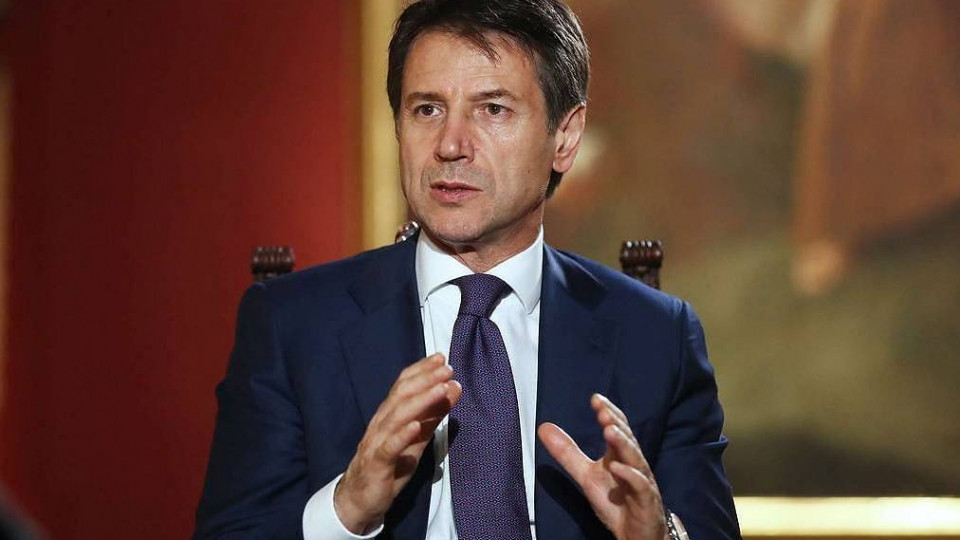 Прем’єр Італії пішов у відставку через критику витрат на боротьбу із коронавірусом