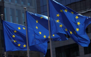 В ЕС одобрительно отнеслись к блокировке телеканалов Медведчука, — посол Украины