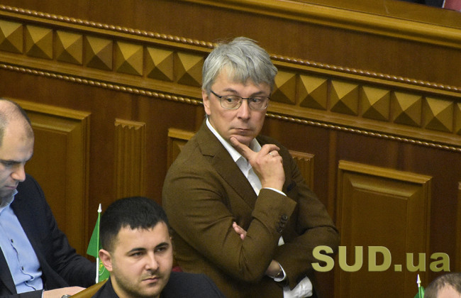Ткаченко поддержал блокировку каналов Медведчука, назвав их «иностранной пропагандистской машиной»