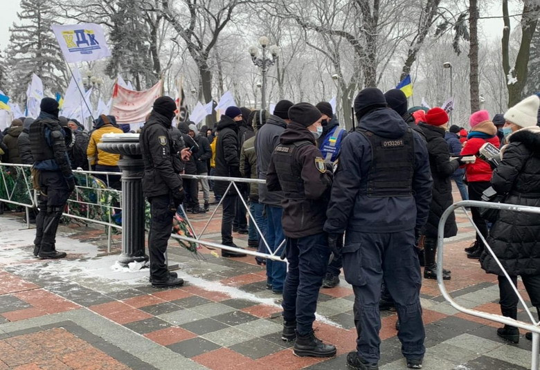 В центре Киева правоохранители усилили меры безопасности