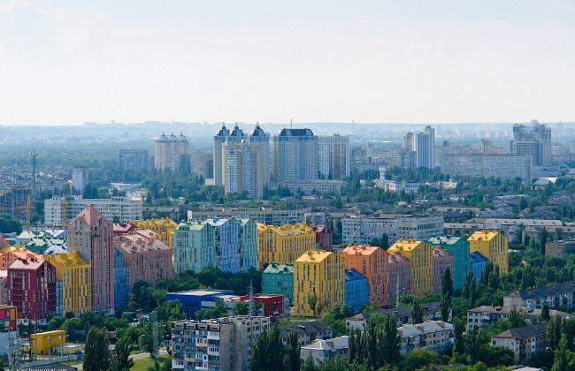 В спальном районе Киева построят «дорогу будущего» и эко-парк