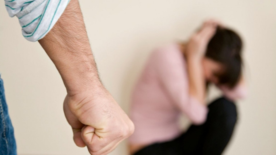 Парламент посилює покарання за домашнє насильство