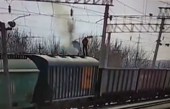 Поспорил на 25 гривен: в Одессе за секунду вспыхнул подросток, видео