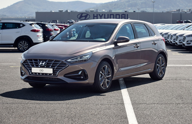 ТОП-10 лучших автомобилей для водителей-новичков