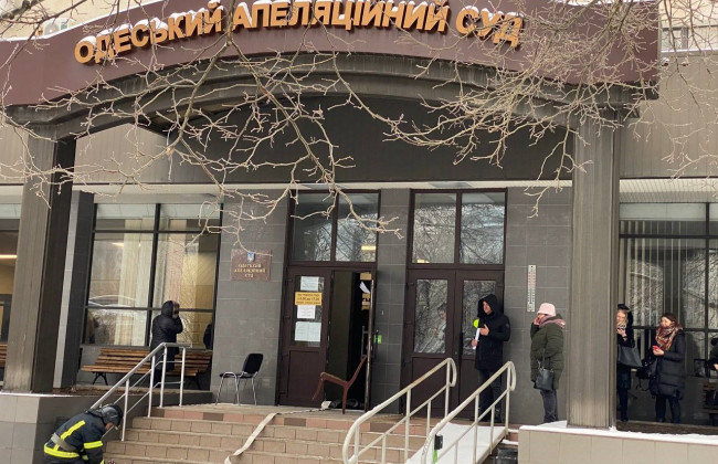 В Одессе вспыхнул пожар в суде