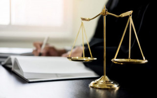 Яку ставку судового збору варто застосовувати при поданні скарги приватним виконавцем