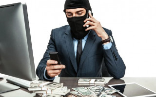 Шахраї в інтернеті: що робити, якщо потрапили у пастку