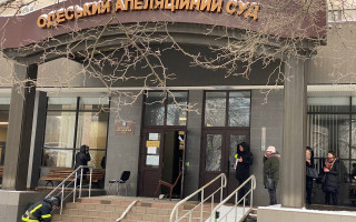 В Одессе вспыхнул пожар в суде