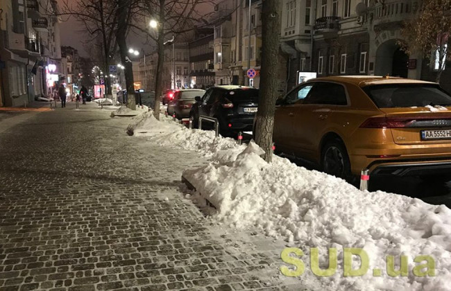 Водіям розповіли, як вибратись із снігової пастки