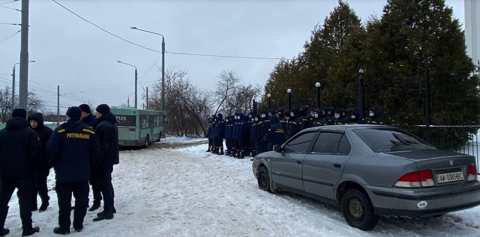 В Харькове пропал подросток: парня ищут в гаражах, на крышах и заброшенных стройках