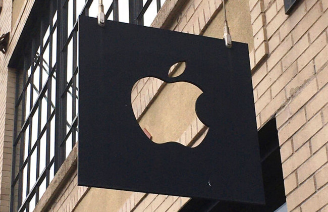 Nissan висловила бажання співпрацювати з Apple для випуску електромобіля