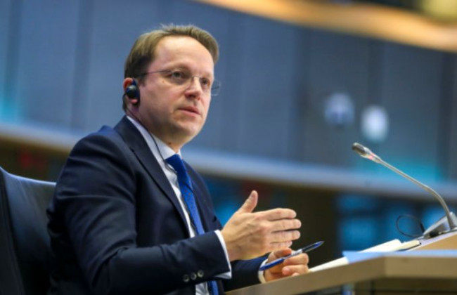 ЕС не планирует менять Соглашение об ассоциации, но выслушает Украину