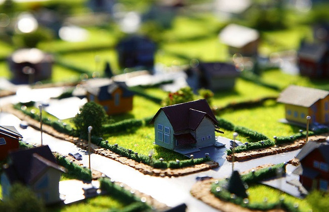 Встановлення меж земельної ділянки в натурі на місцевості: покрокова інструкція