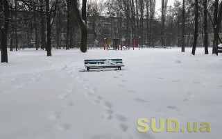 В Киеве возле метро нашли полуживого швейцарца без обуви