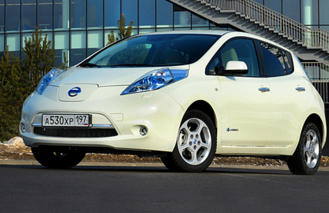 Украинцы стали больше интересоваться электрокарами: назвали популярные модели