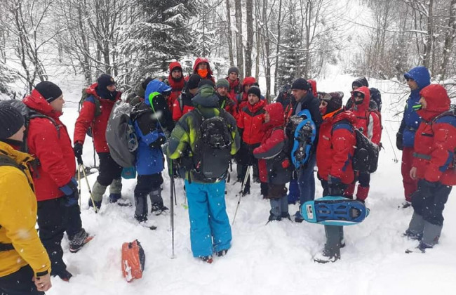 На Закарпатье второй день ищут пропавшего туриста