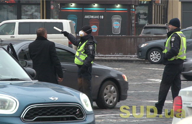 Полиция не будет останавливать авто в целях профилактики: скандальную правку сняли