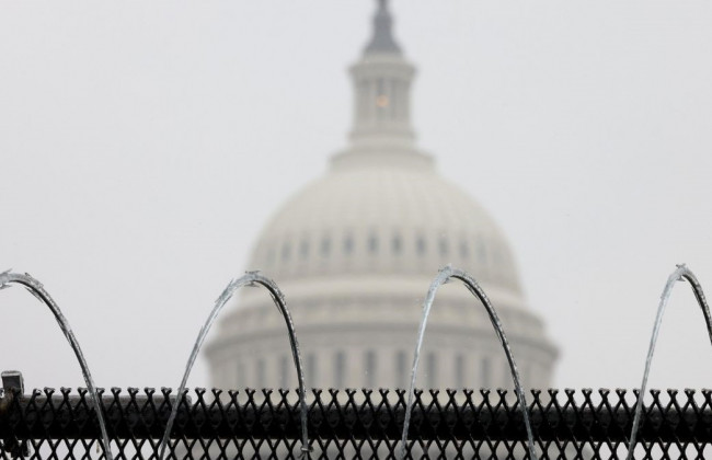 Конец суда над Трампом поднимает гнетущее облако над Вашингтоном