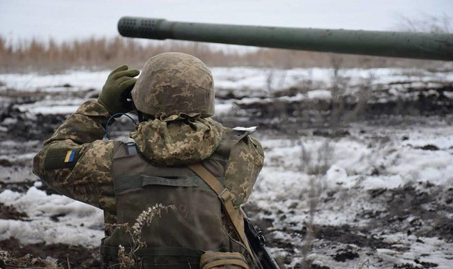 За сутки в зоне ООС произошло четыре обстрела