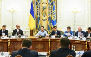 На Медведчука и его жену наложили санкции