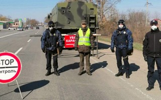 На Прикарпатье устанавливают карантинные блокпосты: ситуация с коронавирусом критическая