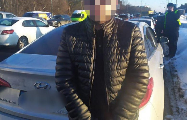 В центре Киева водитель убил пешехода ударом в шею