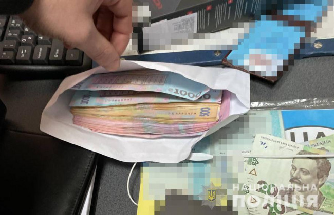 На Київщині поліція викрила посадових осіб, які торгували водійськими посвідченнями