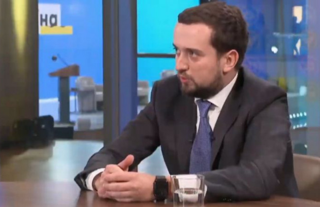 Кирилл Тимошенко рассказал, почему деньги из COVID-фонда пошли на дороги