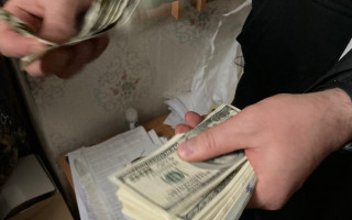 Передавав секретні дані в «ДНР»: ДБР викрило підполковника податкової