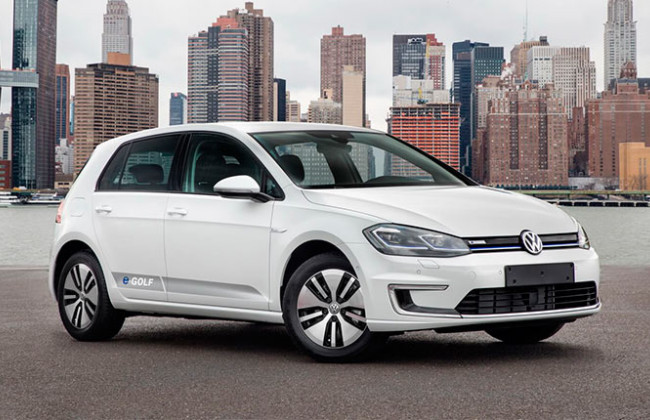 Volkswagen столкнулся с проблемой нехватки аккумуляторов на популярную модель Golf