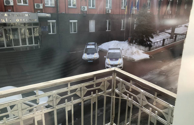 К экс-членам Общественного совета добропорядочности в офис пришла полиция, фото